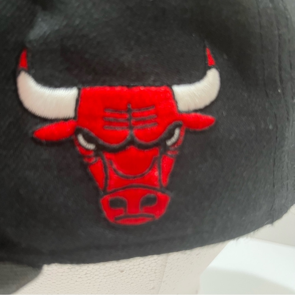 Chicago Bulls ‘47 Brand Snapback Hat Black‎ Red Grey NBA Adjustable Cap NWOT - Picture 5 of 11